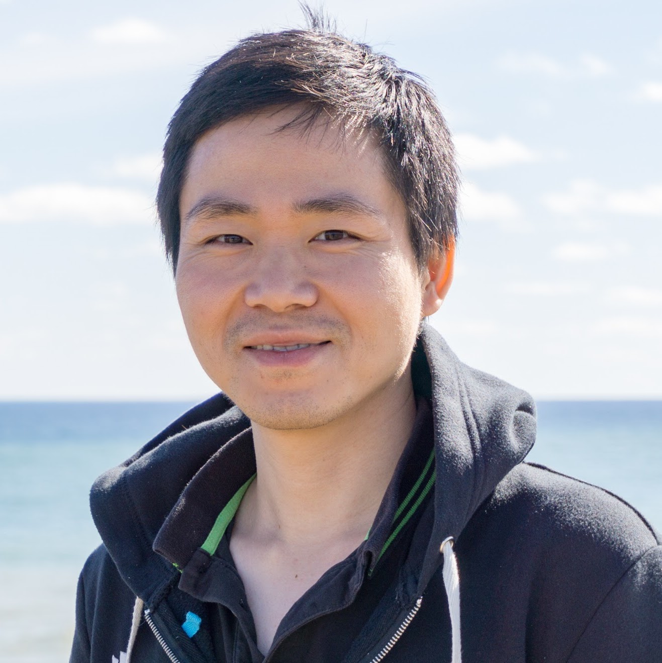 headshot of Stephen Lee
