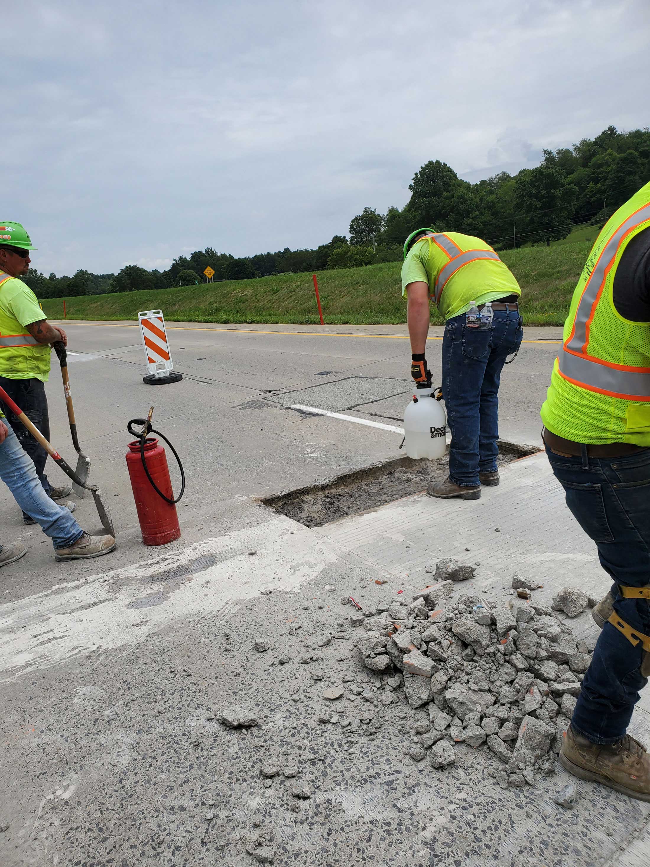 
STUDENT SITE VISIT TO JOINTED PLAIN CONCRETE PAVEMENT PROJECT