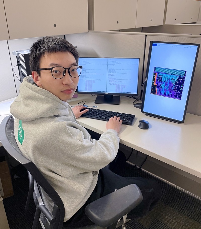 Jinming_at_lab