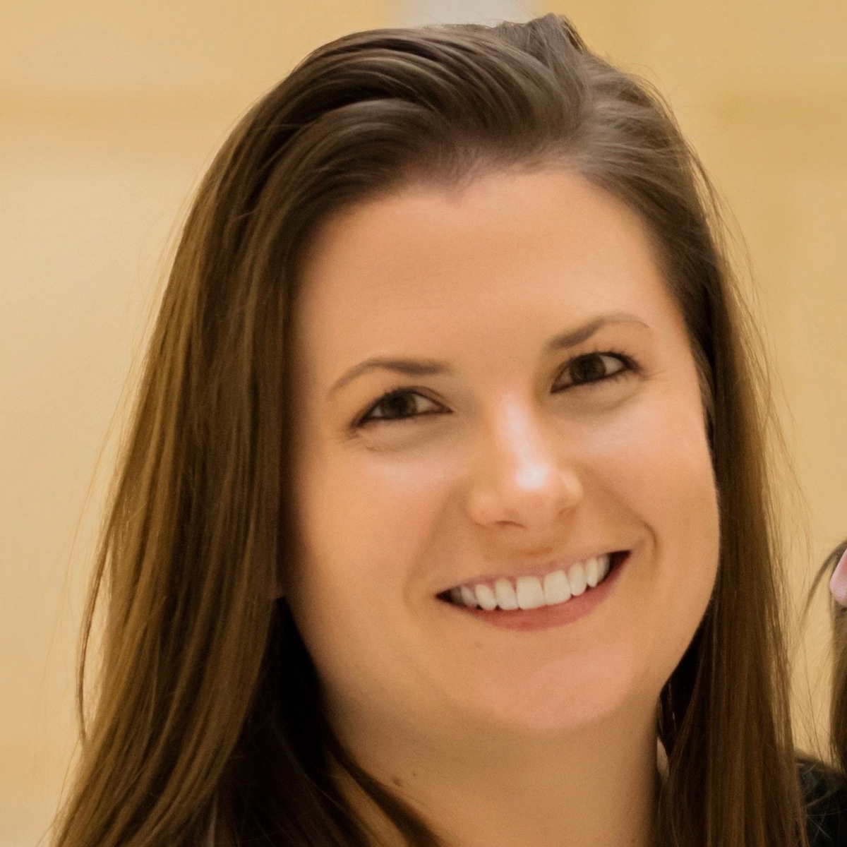 Nicole Hoffmann head shot